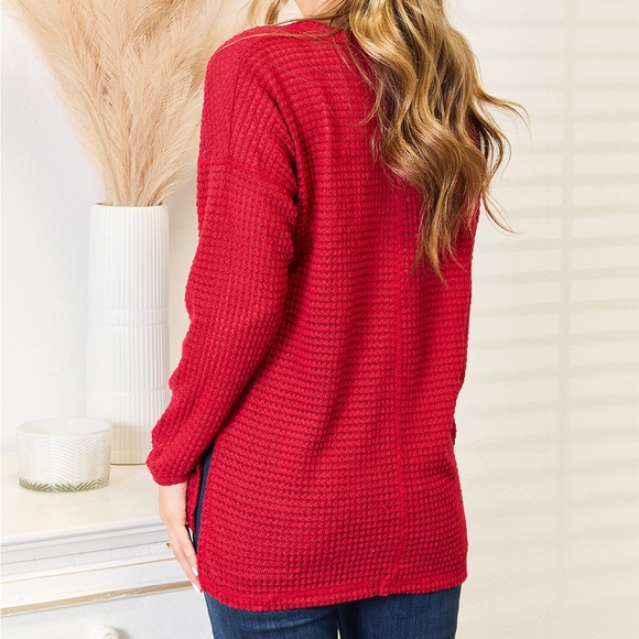 NEW Culture Code PLUS + REG Size Red V-Neck Oversized Waffle Knit Top - Picture 4 of 10
